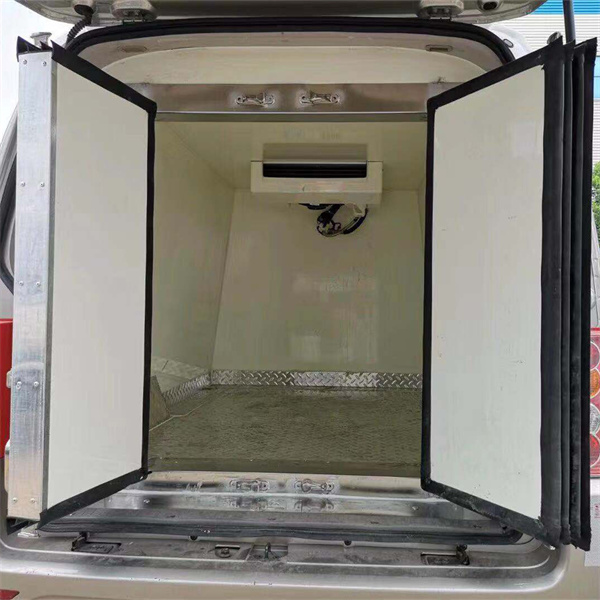 rooftop mounted refrigeration units for minivan
